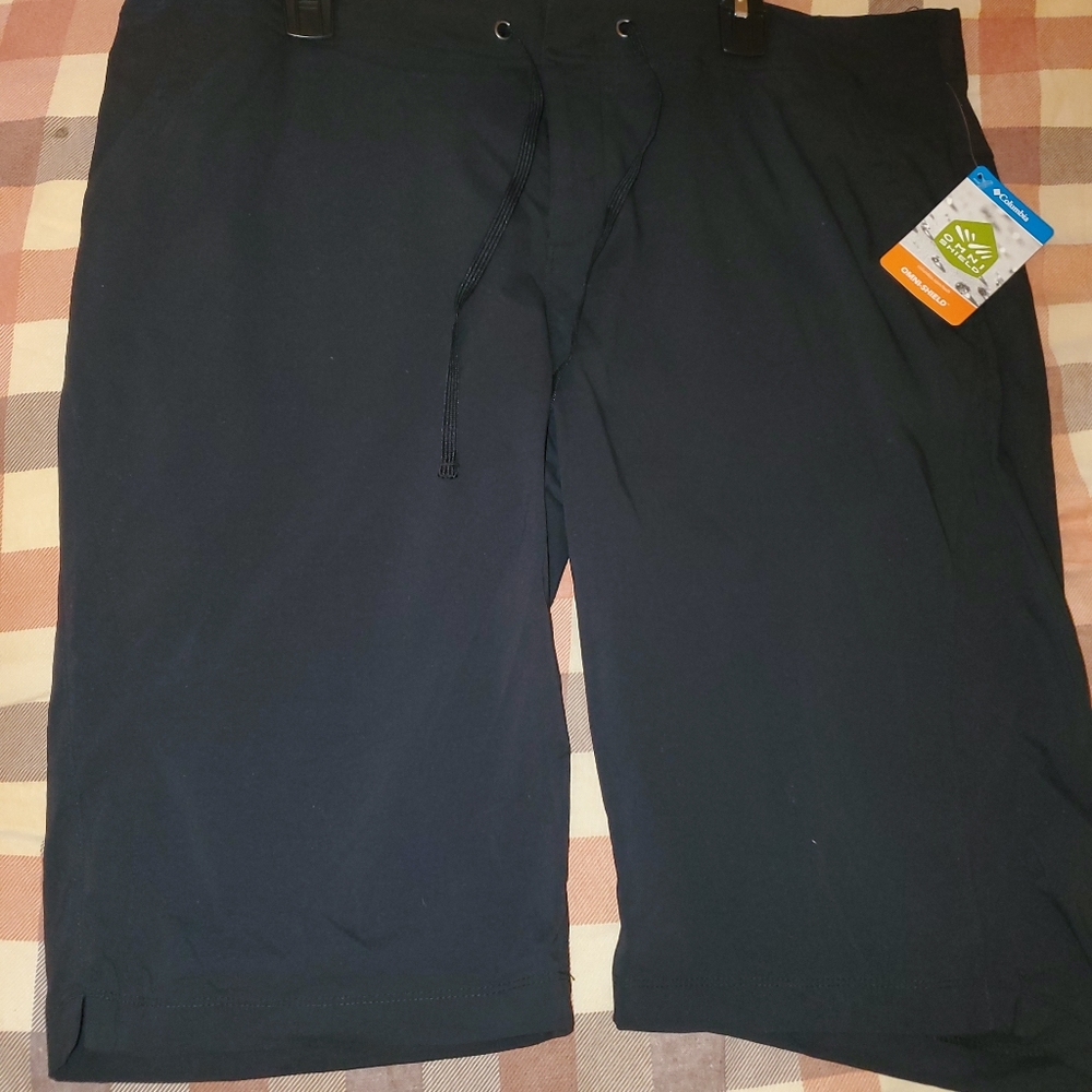 Columbia shorts